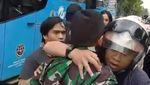 Detik-detik Menegangkan Anggota TNI AL Baku Hantam dengan Pemobil