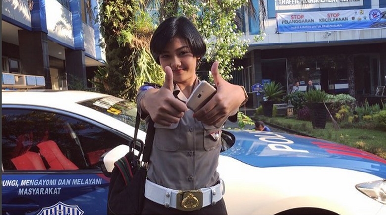 Meski Mulai Tenar, Bripda Nindy: Aku Lebih Suka Jadi Polwan Aja Meski Mulai Tenar, Bripda Nindy: Aku Lebih Suka Jadi Polwan Aja