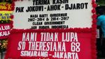 Foto: Karangan Bunga Terakhir untuk Ahok-Djarot