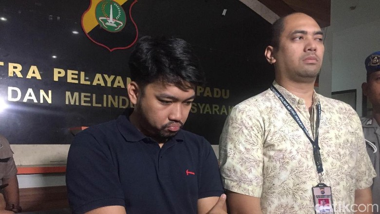 Pengemudi Mobil yang Baku Hantam dengan Anggota TNI Minta Maaf Pengemudi Mobil yang Baku Hantam dengan Anggota TNI Minta Maaf