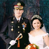 Aktris era 90an bernama Angel Ibrahim menikah dengan perwira menengah Polri bernama Nelson Pardamean Purba. Foto: Istimewa