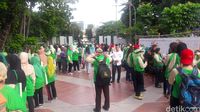 Peringati Hari Lansia, Massa Perempuan Kampanyekan Waspada Bencana