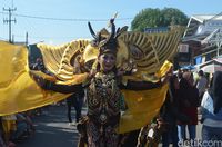 Salah satu peserta di arak-arakan Nadran Gunung Jati