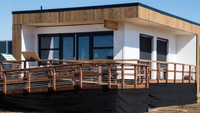 Selficient buatan mahasiswa HU University. Rumah yang terinspirasi Lego ini dibuat dengan cara menumpuk bahan materialnya. Istimewa/inhabitat.