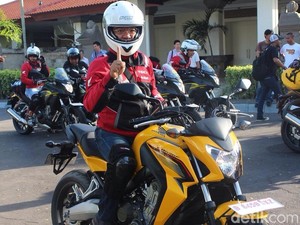 Bos-bos Honda Ramai-ramai Touring ke Jawa Tengah