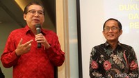 Managing Director Sinarmas G Sulistiyanto memberikan sambutan.