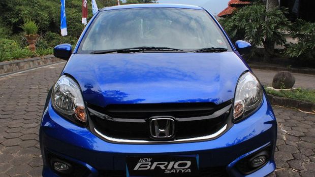 Harga Jual Mobil Bekas LCGC Mana yang Paling Jatuh 