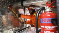 MPU memperkenalkan damkar produksinya yang dilengkapi pompa air Nikki double stage, yang telah digunakan di sejumlah pemerintah provinsi dan kabupaten kota di Indonesia. Foto: dok. Matra