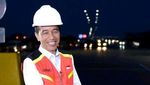 Gaya Jokowi Resmikan 297 Km Tol Baru di RI