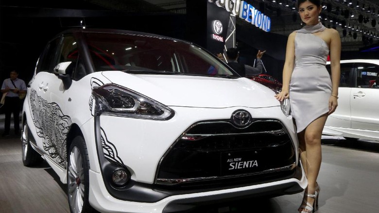 Toyota Sienta Foto: Ari Saputra Toyota Sienta Foto: Ari Saputra