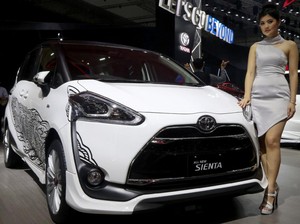 Toyota Sienta Segera Ganti Tampang