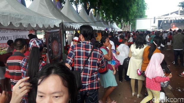 Aneka pedagang di Lapangan Banteng