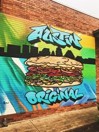 Wow, Kafe Ini Pecahkan Rekor Mural <i>Sandwich</i> yang Dibuat oleh Peserta Terbanyak!