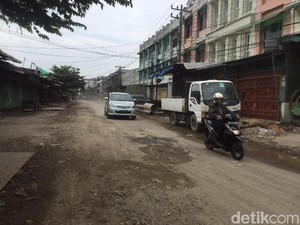 Jalanan Rusak di Medan yang Dikritik Jokowi Mulai Dibenahi