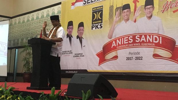 Didoakan Ulama, Anies Minta Pendukungnya Tetap Solid