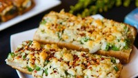 Open sandwich dengan brokoli dan keju cheddar serta mozzarella sebagai topping. Pastinya sandwich @mitticafe ini mengenyangkan.Foto: Istimewa
