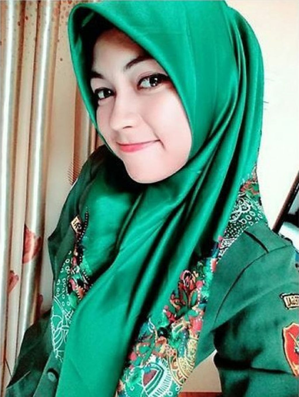 Gambar Inilah Wajah Rizma Guru Cantik Mengajar Bikin Heboh Medsos Foto