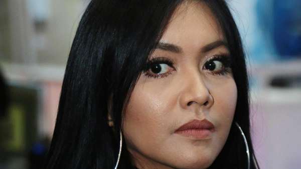 Denada yang Makin Berisi Denada yang Makin Berisi