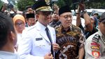 Anies-Sandi Doa Bersama di Masjid Sunda Kelapa