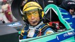 Yoshihide Muroya Menjuarai Red Bull Air Race World Championship 2017
