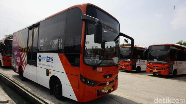 20 Minitrans Siap Beroperasi Gantikan Peran Metromini