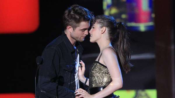 Kristen Stewart Ngaku Ditawari Film Marvel dengan Syarat Ini Kristen Stewart Ngaku Ditawari Film Marvel dengan Syarat Ini