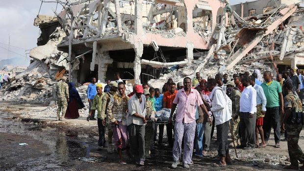 Dampak ledakan bom truk di Somalia