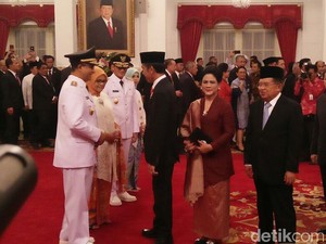 #SelamatBekerjaAniesSandi, Netizen Malah Fokus ke Setya Novanto