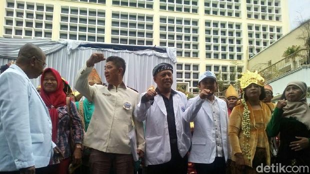  Partai Pemersatu Bangsa (PPB) mendaftarkan diri sebagai peserta Pemilu 2019 ke KPU