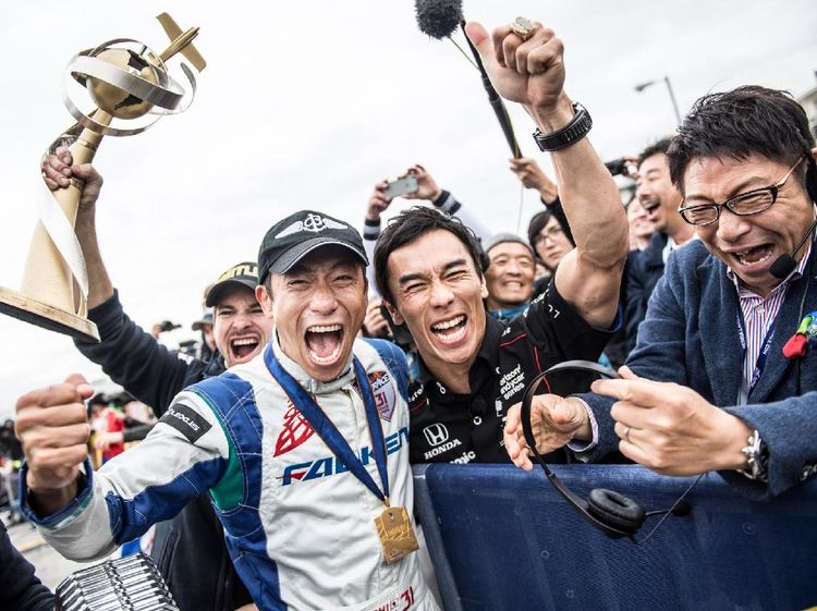Yoshihide Muroya Menjuarai Red Bull Air Race World Championship 2017