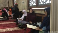Anies dan Sandiaga rencananya akan tetap ke Masjid Sunda Kelapa untuk doa bersama.