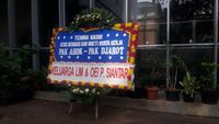 Ada Karangan Bunga Menteri Susi untuk Anies-Sandi di Balai Kota