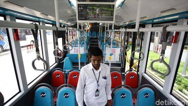 Fakta-fakta Metrotrans dan Minitrans, Si Penggilas Metromini