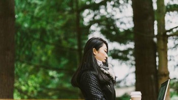 Dengan tinggi sekitar 3 meter, rumah pohon itu cukup luas, lengkap dengan Wi Fi dan colokan listrik. Bahkan juga disediakan makanan kecil di kafetaria. (Foto: Dok. Microsoft)