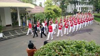 Jokowi-JK berjalan di depan kirab ini. Foto: Danu Damarjati/detikcom