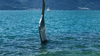 Museum Alimentarium terletak di tepi Danau Jenewa di Kota Vevey, Swiss. Salah satu karya seni yang ada begitu menarik perhatian, yaitu La Fourchette (The Fork) yang berupa garpu raksasa (wccolares/Instagram)