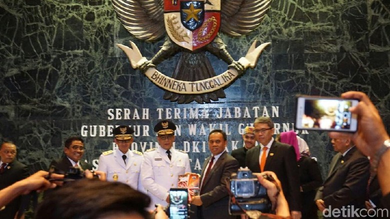 Minta Ada Paripurna Anies-Sandi, Mendagri: Pilkada Sudah Selesai Minta Ada Paripurna Anies-Sandi, Mendagri: Pilkada Sudah Selesai