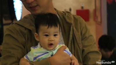Foto-foto Menggemaskan Iori, Anak Putri Titian 