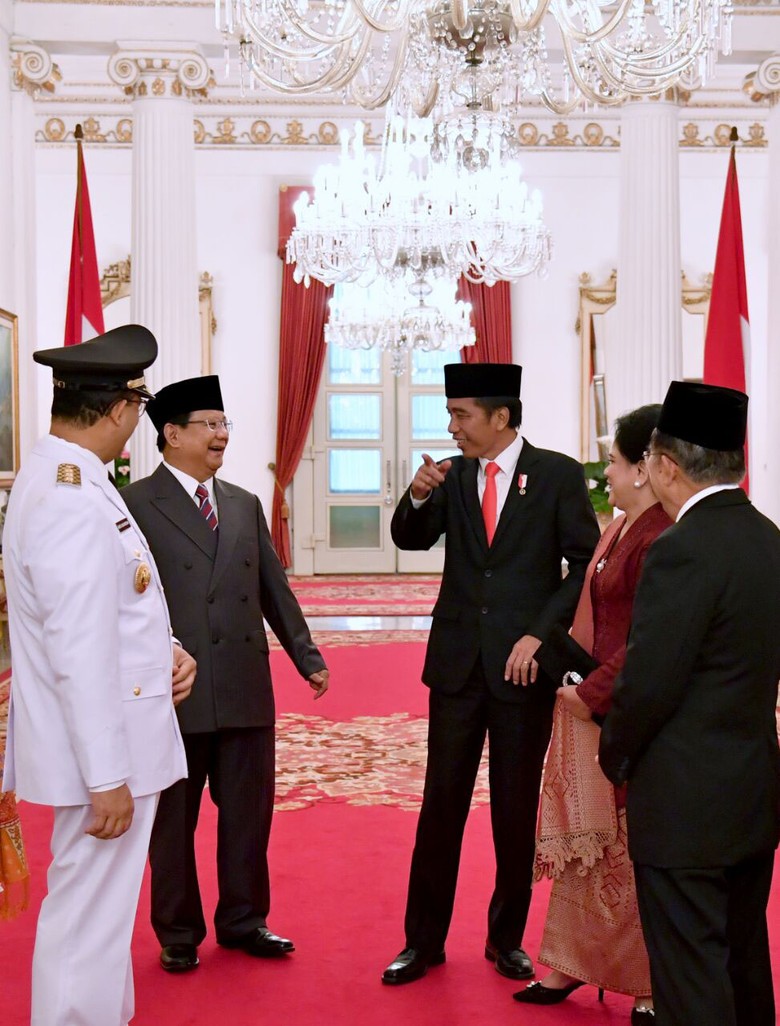 Gambar Jokowi Vs Prabowo Lucu