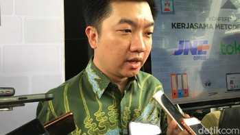 Kalau saya tidak bisa merekrut dengan nama besar perusahaan maka saya harus bisa mengartikulasikan misi perusahaan itu apa sehingga kita bisa mengambil orang-orang yang mungkin tidak mengincar materi tapi secara prinsip dan misi mereka align, ujar William mengenai kiatnya merekrut karyawan di masa awal. Foto: detikINET/Adi Fida Rahman