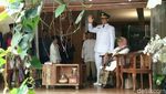 Foto: Menuju Pelantikan, Keluarga Anies Kompak Berbaju Adat Betawi