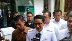 Foto: Sambutan Pendukung ke Anies-Sandi di Masjid Sunda Kelapa