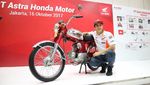 Marquez Ngebut di Atas Motor 90cc