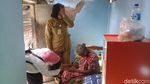 Foto: Mbah Sri dan Viral Cerita Sedih di Gang Super Sempit