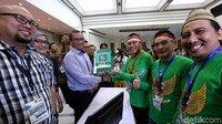 Rombongan PKB yang dipimpin Sekjen Abdul Kadir Karding tiba di Kantor KPU.