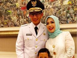 Ritual Anies-Sandi di Instagram Jelang Pelantikan Gubernur