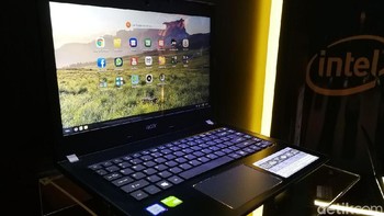  Acer membanderol Swift 3 mulai dari Rp 11.699.000, Spin 5 mulai dari Rp 13.999.000, dan Aspire E5-476 mulai dari Rp 7.999.000. Foto: Muhammad Alif Goenawan/detikINET