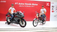 Marquez dan Dani Pedrosa akan menggelar meet and greet, Selasa (17/10/2017), di Bumi Serpong Damai. (ist AHM)