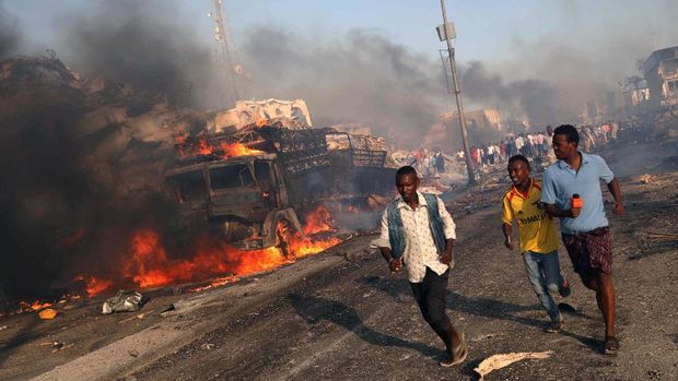 Dampak ledakan bom truk di Somalia