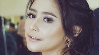 Ia selalu tampil mempesona di setiap kesempatan. Dok. Instagram/prillylatuconsina96